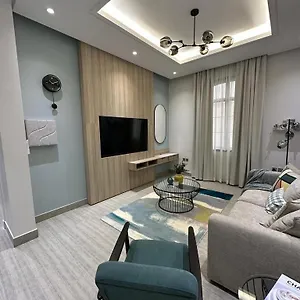 Modern With Private Entry شقة الرياض