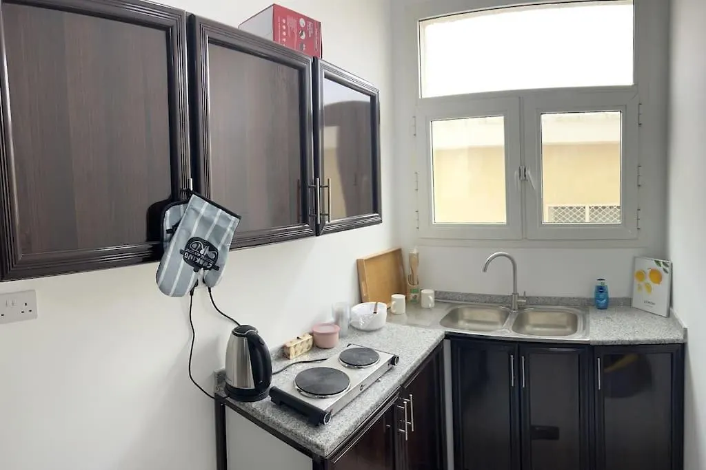 شقة 2Br In Abu Dhabi-Near Airport, Shuttle Available