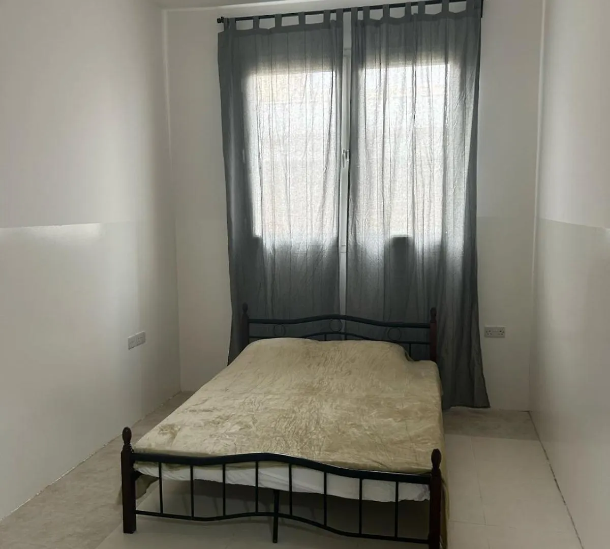 شقة 2Br In Abu Dhabi-Near Airport, Shuttle Available