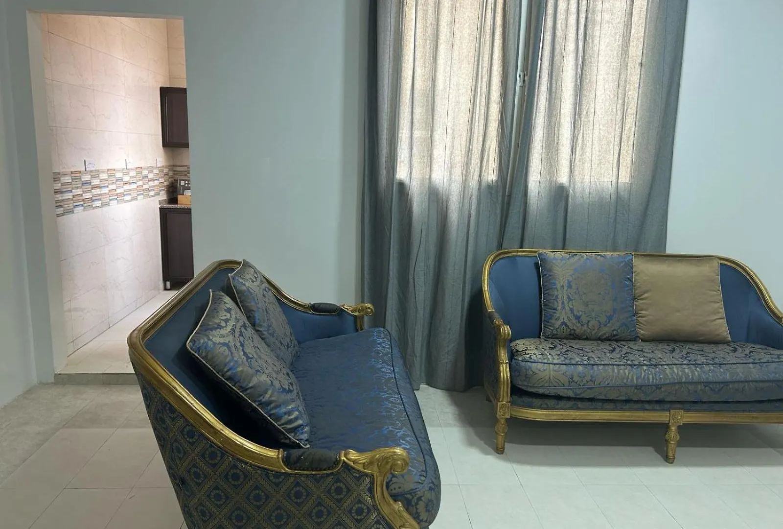 شقة 2Br In Abu Dhabi-Near Airport, Shuttle Available