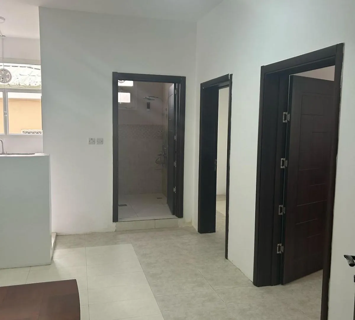 شقة 2Br In Abu Dhabi-Near Airport, Shuttle Available